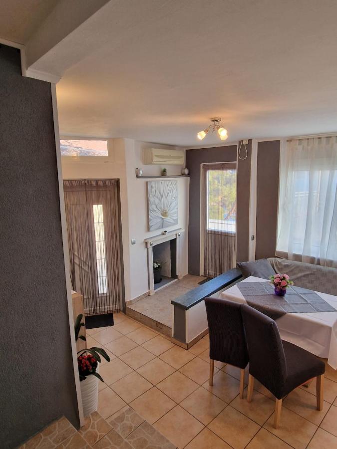 Apartment Ana Lozica With Terrace Dubrovnik Eksteriør billede