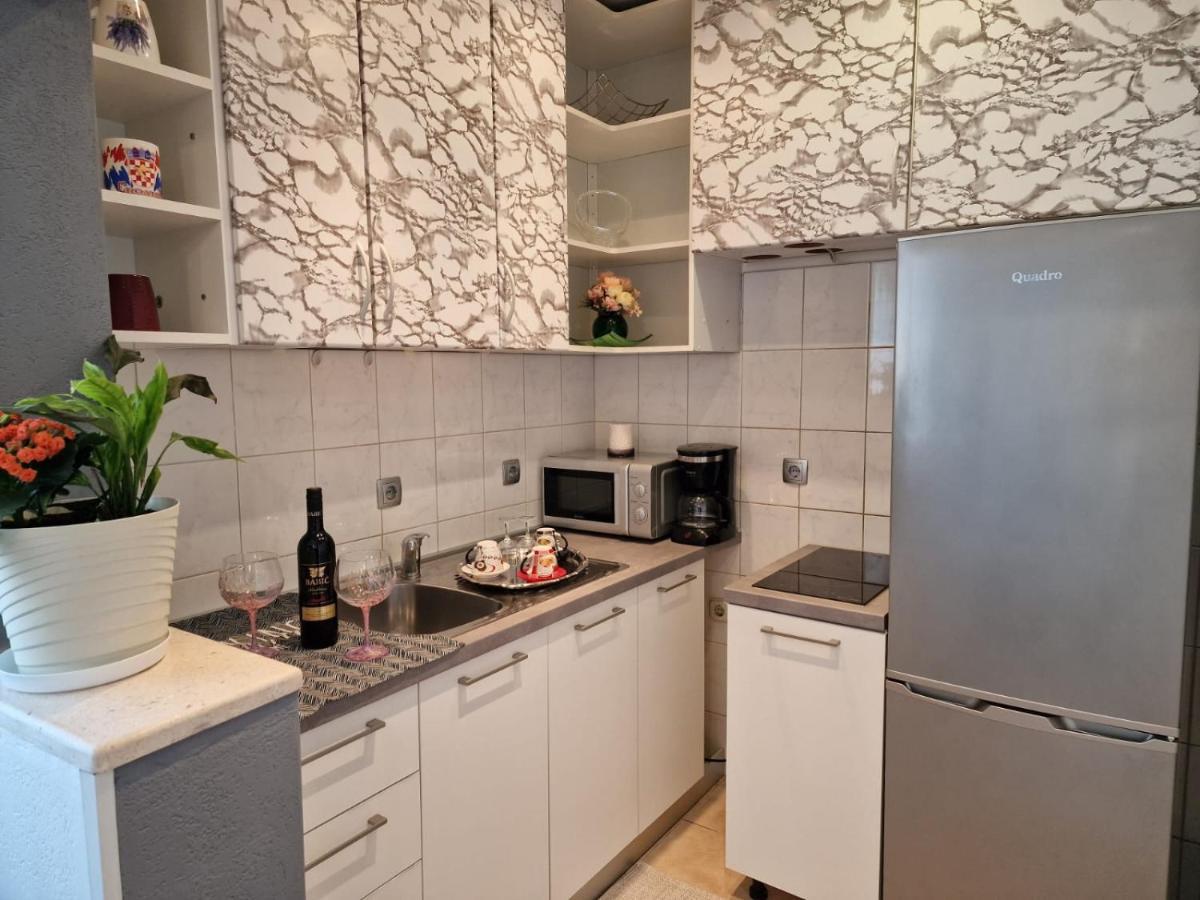 Apartment Ana Lozica With Terrace Dubrovnik Eksteriør billede
